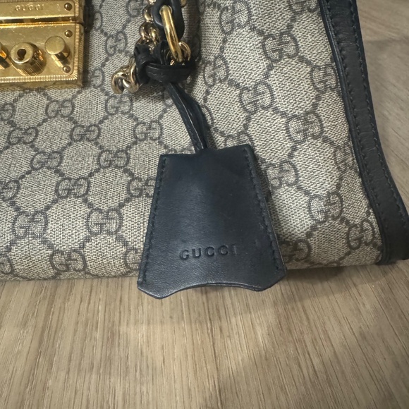 Gucci Handbag - Picture 3 of 5